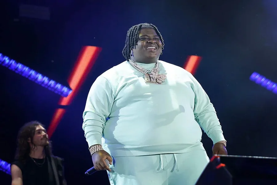 big x the plug height and weight